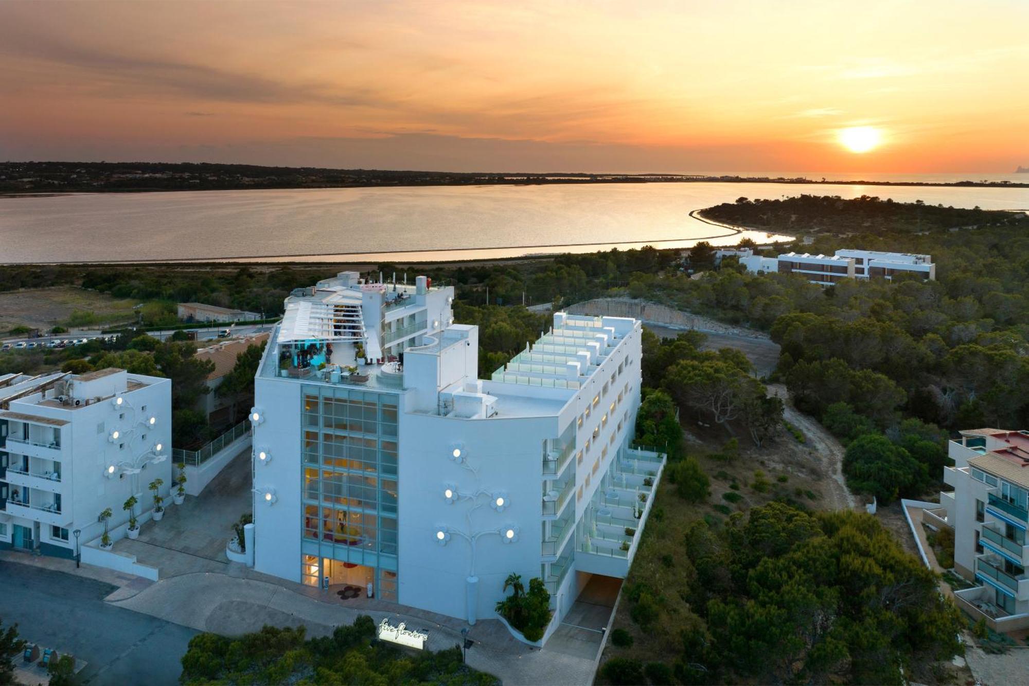 Five Flowers Hotel Formentera, Member Of Melia Collection Hotel Es Pujols